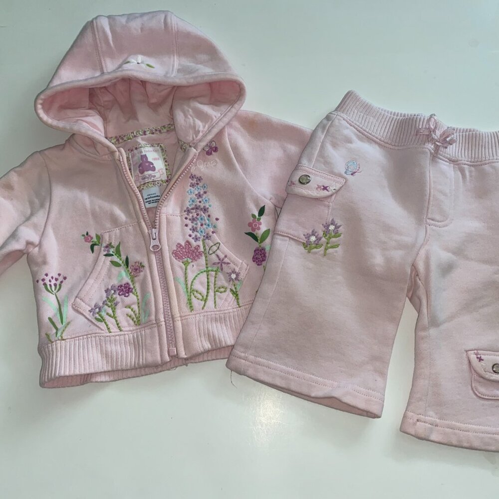 BABY GAP girls pink embroidered hoodie & pant, 0-6M